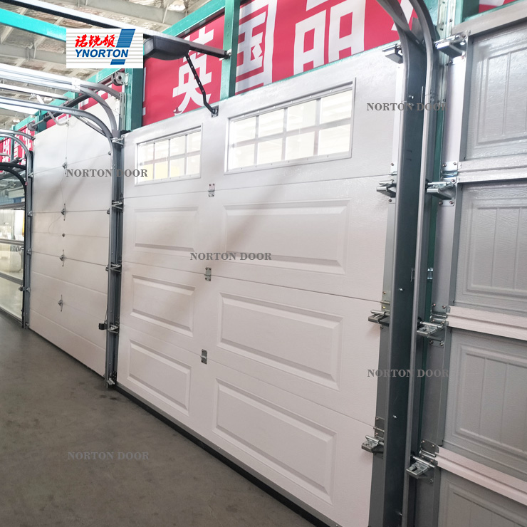 ကားဂိုဒေါင်တံခါးများကို ပုံမှန်ထိန်းသိမ်းခြင်းအတွက် အဓိကအချက်ငါးချက်- ဤလှည့်ကွက်များသည် ၎င်းတို့၏ ဝန်ဆောင်မှုသက်တမ်းကို တိုးမြင့်စေပါသည်။